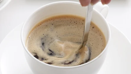 Ta przyprawa dodawana codziennie do kawy pomoże ci uregulować poziom cukru we krwi.