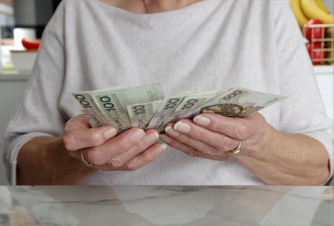 Warto pomóc swojemu szczęściu i zadbać o styczniowe przesądy, które mają przynieść dobrobyt, jednocześnie odpędzając pech