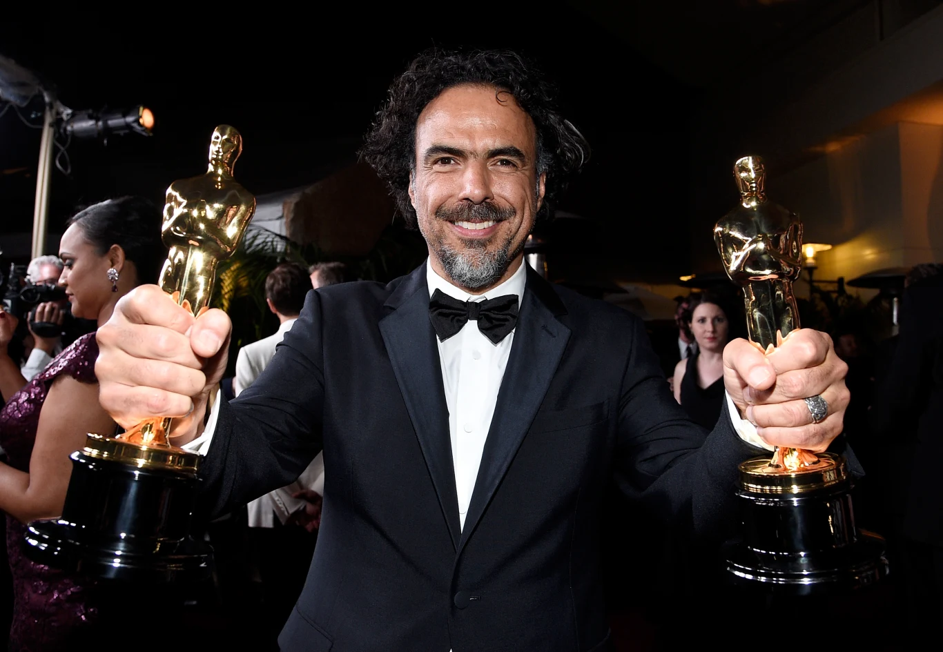Alejandro Gonzalez Inarritu z Oscarami za film "Birdman" Alejandro Gonzalez Inarritu z Oscarami za film "Birdman"