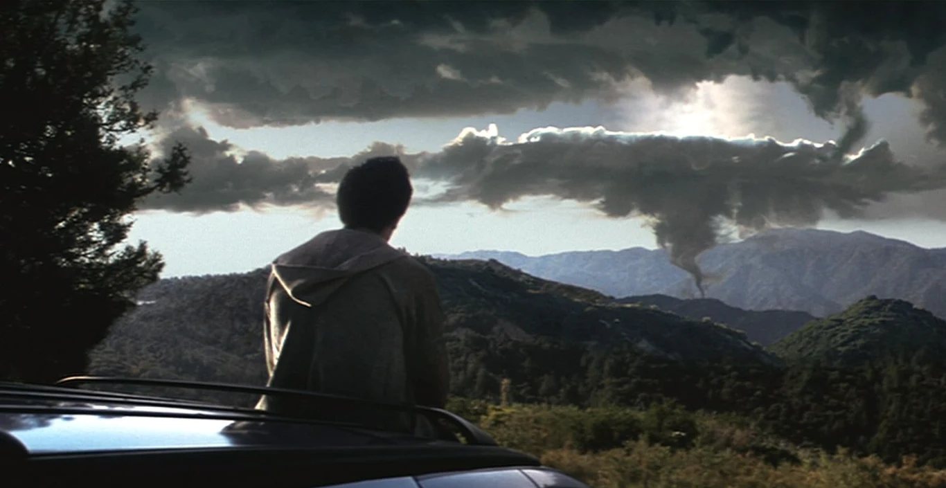 Jake Gyllenhaal w filmie "Donnie Darko" / screen Jake Gyllenhaal w filmie "Donnie Darko" / screen