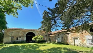 Chcesz mieć taki dom we Francji? To go sobie odziedzicz