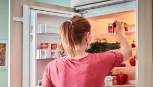 Uniknij chaosu w lodówce podczas świąt. Proste zasady organizacji