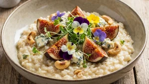 Risotto z figami, serem pleśniowym i orzechami nerkowca