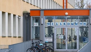 Niemcy witają. Tylko kogo? W centrach dla azylantów pustki