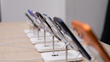 Składany iPhone Duo. Znamy ceny smartfona Apple. Ile w Polsce?