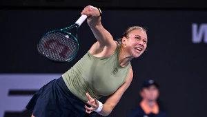 Trzecia rakieta świata za burtą w Brisbane. Podopieczna Polki triumfuje