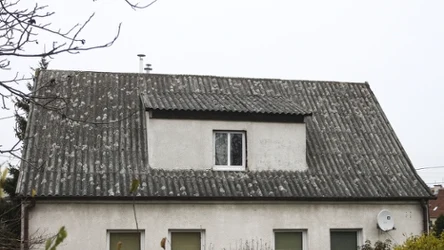 Właściciele budynków mają czas do 31. stycznia na zgłoszenie azbestu do gminy