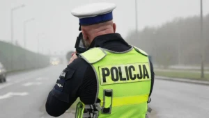 Jeździł bez prawa jazdy od 20 lat. Zatrzymała go kontrola prędkości. 