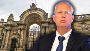 Media: Doradca Putina w Paryżu. Tajemnicza wizyta po szczycie ws. Ukrainy