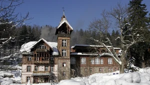 Zapomnij o Zakopanem. Polska “mała Szwajcaria” zimą to raj bez tłumów 