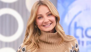 Uśmiechnięta Małgorzata Socha w studiu "halo tu polsat"