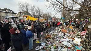 Tysiące osób wyszło na ulice Minneapolis. Protesty po śmierci 37-latki zastrzelonej przez agenta federalnego