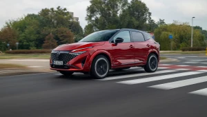 Wersję po liftingu Nissana Qashqai najłatwiej poznać po przedniej części nadwozia, która jest całkowicie nowa