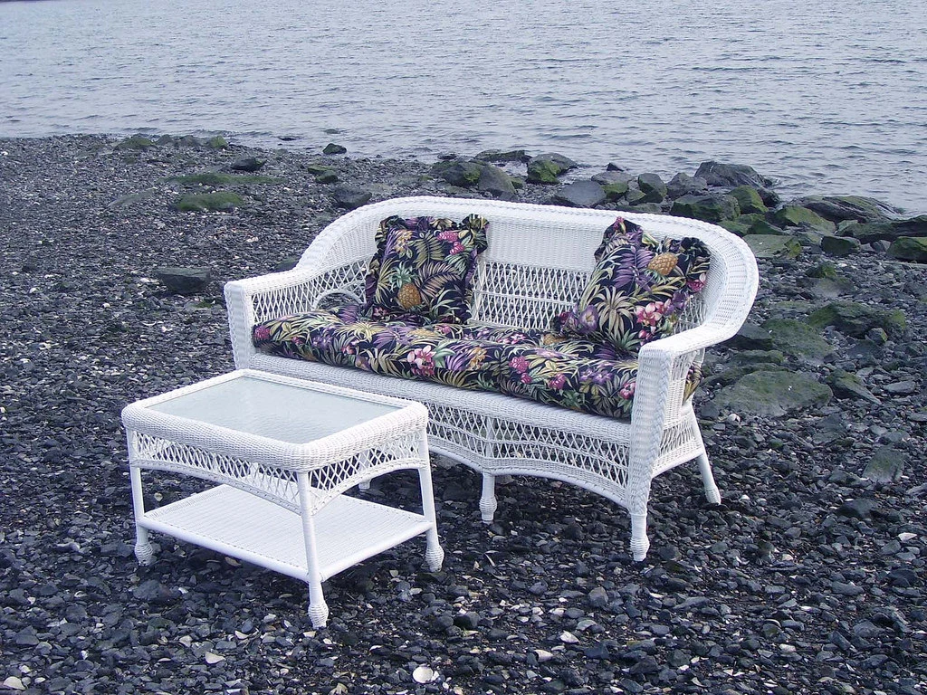 https://www.flickr.com/photos/wicker-furniture/13779880633/