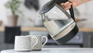 Dwa dyskonty, jeden hit. Czajniki elektryczne kuszą ceną