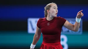 Krótka przygoda Andriejewej z drugą rundą. 69 minut i koniec, to była demolka