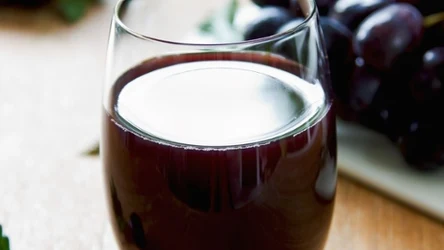 Ten esencjonalny sok doskonale wspiera odporność oraz układ krążenia.