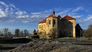 Imponujący zamek w zachodnich Czechach. Budowla ma wyjątkowy system obronny