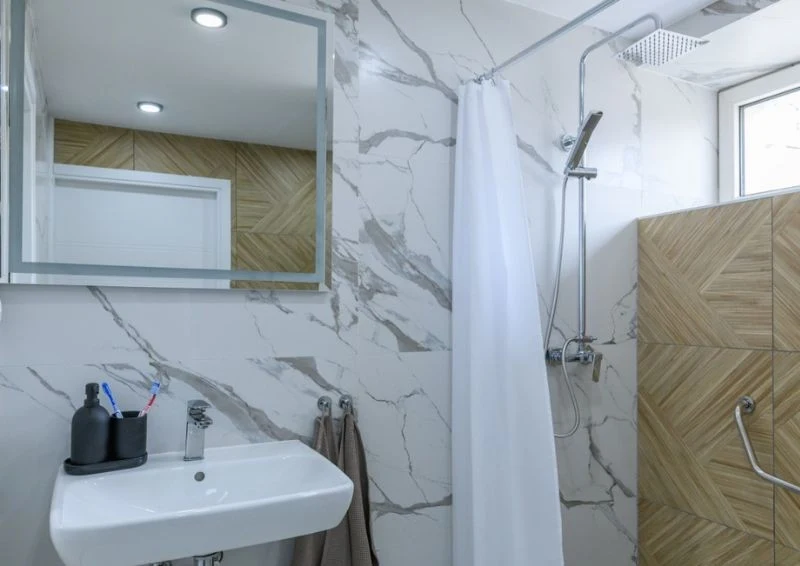 Nowoczesna i przestronna łazienka