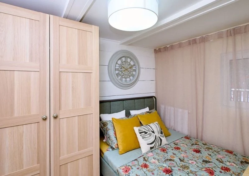 Rodzice dziewczynki również zyskali własną, stylową przestrzeń