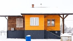 Ekipa Naszego Nowego Domu pomaga rodzinie młodego mistrza narciarstwa biegowego. Fot. Materiały partnera/Polsat/Nasz Nowy Dom