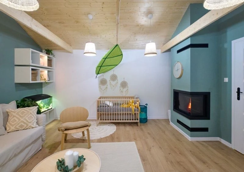 W salonie również królują różne odcienie zieleni