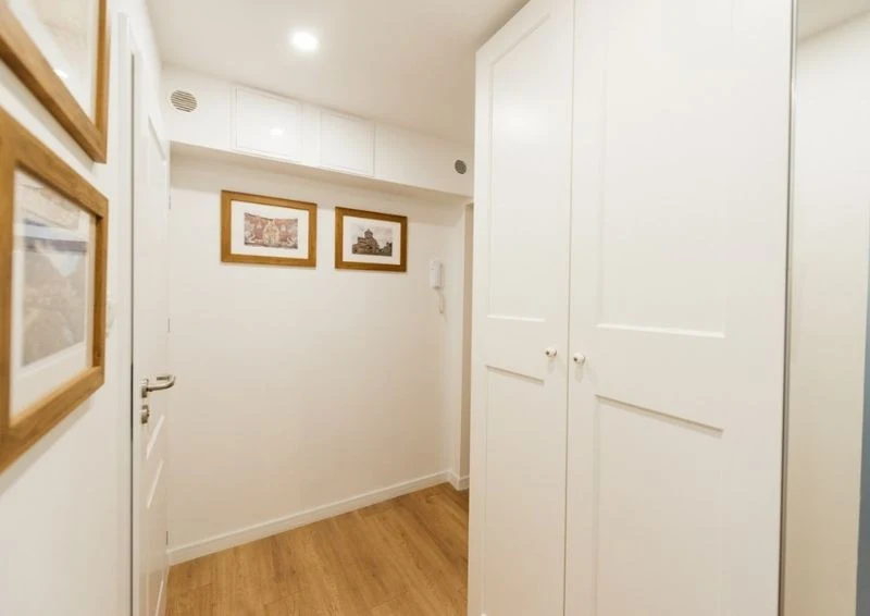 Po remoncie korytarz zmienił się nie do poznania