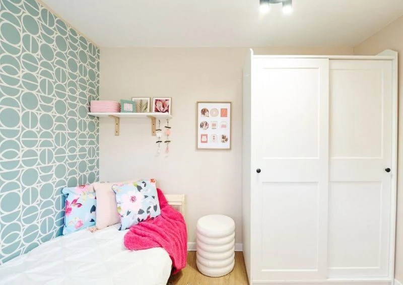 Dziewczynka ma teraz swój, osobny pokój