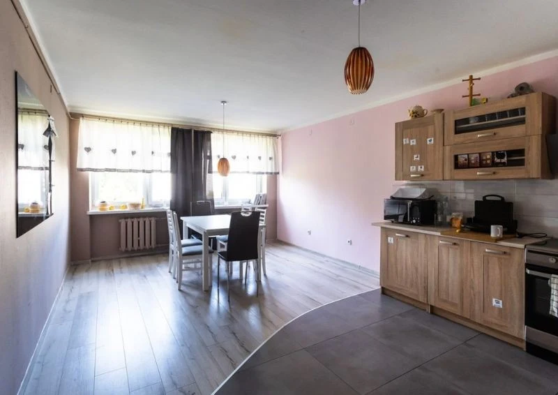 Kuchnia przed remontem była bardzo minimalistyczna