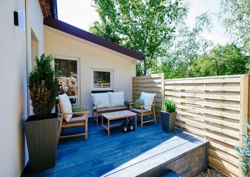 Aranżacja przytulnego tarasu. Fot. Materiały prasowe/Nasz Nowy Dom/Polsat