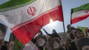 Iran grozi atakiem. USA ewakuują personel znad Zatoki Perskiej