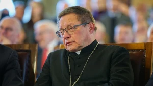 Niepokojące nagrania z kardynałem Rysiem. Kuria zabrała głos
