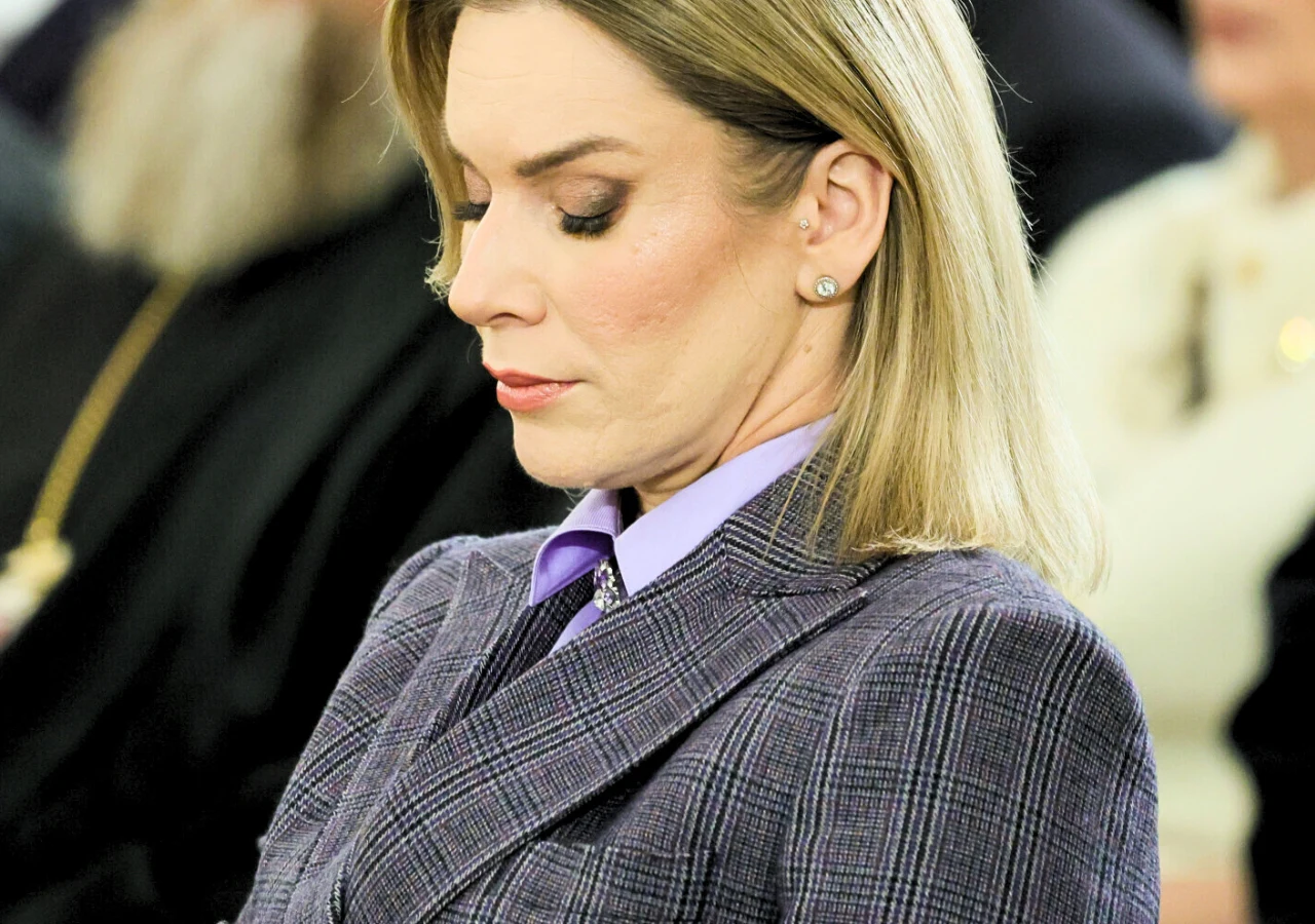 Marta Nawrocka Stylizacja Marty Nawrockiej pod lupą. Ekspertka stawia sprawę jasno: "Ubiera się lepiej od męża"