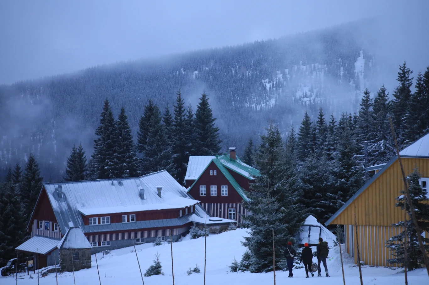 Szpindlerowy Młyn zachwyca dobrze przygotowanymi stokami, a także górskim klimatem miejscowości położnej wśród zboczy Karkonoszy 