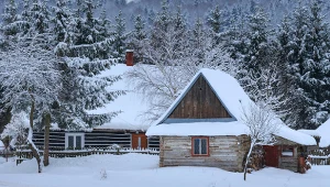 Te góry to ośnieżone polany i sielskie widoki. Idealne miejsce na kulig