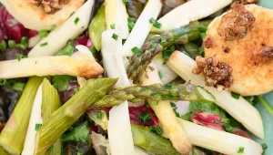 Diety wegańskie zostały jednoznacznie uznane za pełnoprawny wariant żywienia medycznego. To przełom