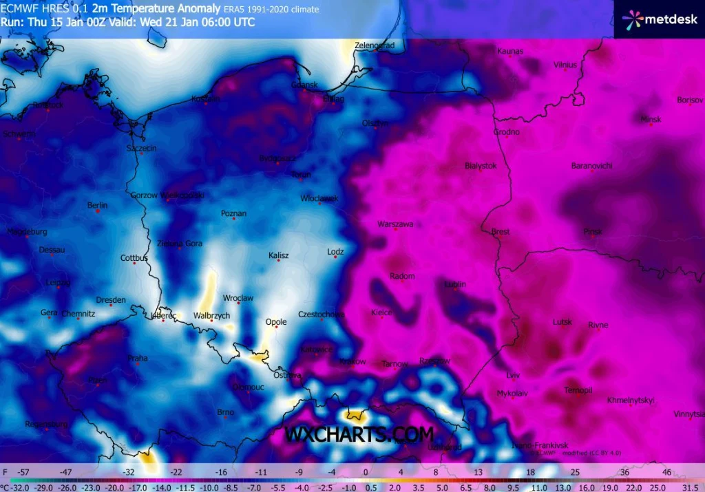 Mapa anomalii temperatury w Europie Środkowej z wyraźnym podziałem na regiony cieplejsze i chłodniejsze, prezentuje wartości temperatury w odniesieniu do norm klimatycznych, największe ochłodzenie widoczne na południowym wschodzie Polski i Ukrainie, wy...