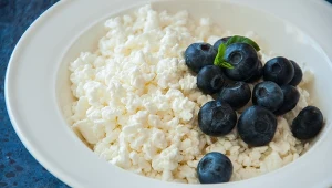 Dostarcza tylko 100 kalorii a mnóstwo białka. Jedz na diecie i by zbić cukier