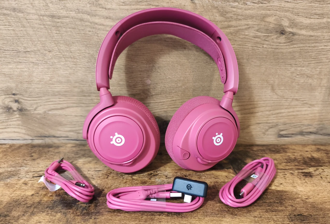 SteelSeries Arctis Nova 7P Wireless Gen 2