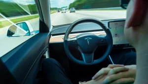 "Pełna Zdolność do Samodzielnej Jazdy” nie będzie dostępna jako płatna opcja, ale tylko w ramach abonamentu