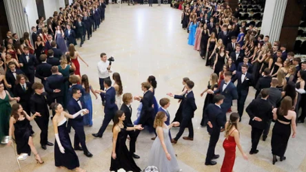 Co przynosi pecha na studniówce? 