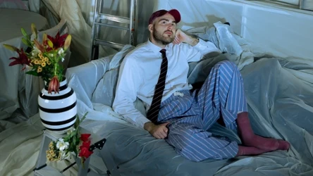 Senny wydał album "prawie dobrze"