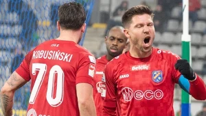 Kuriozalny koniec. Piłkarze zeszli do szatni. Walkower dla polskiej drużyny