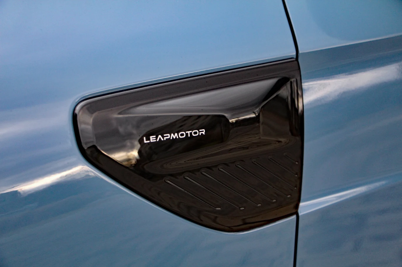 Leapmotor B10