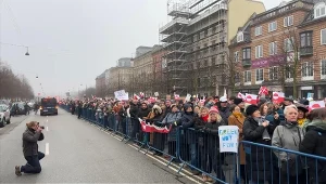 "Ręce precz od Grenlandii". Tysiące protestujących na ulicach Kopenhagi