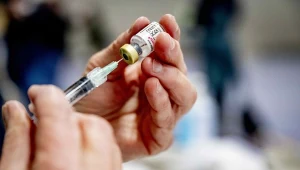 Brak szczepień na odrę doprowadził do rozkwitu tej choroby