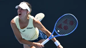 Trzysetowa batalia Linette. Rozstawiona Amerykanka pokonana w Melbourne