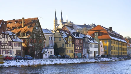 Czy Bamberg leży nad Renem?