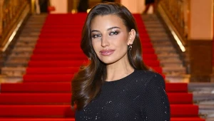 Julia Wieniawa zaprasza na "nocowankę"