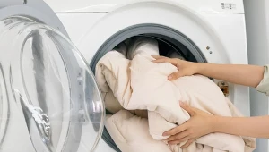 Jak wybrać kołdrę, która nie mieści się w pralce?